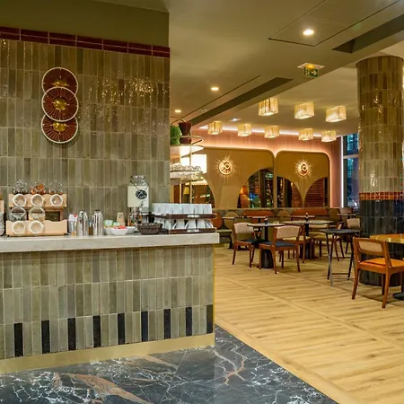 Hotel Voco Paris - Porte De By Ihg Clichy