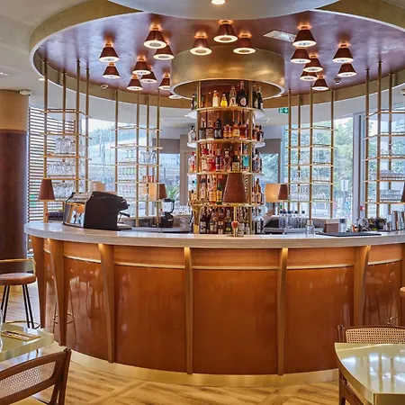 Hotel Voco Paris - Porte De By Ihg 4*