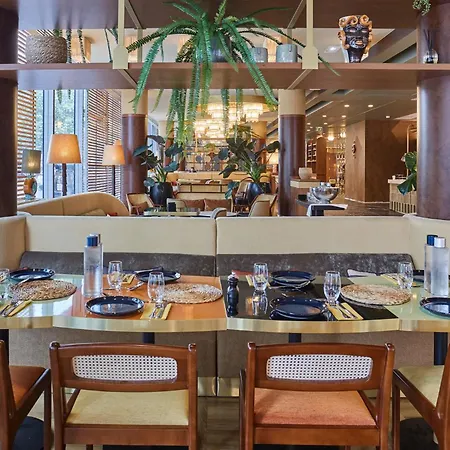 Hotel Voco Paris - Porte De By Ihg