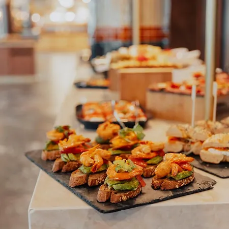 Hotel Voco Paris - Porte De By Ihg