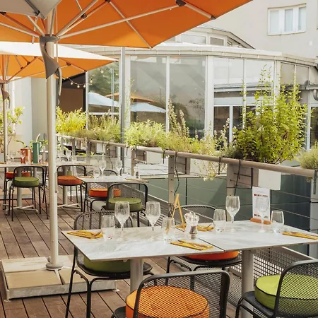 Hotel Voco Paris - Porte De By Ihg 4*