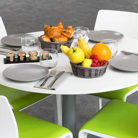 Hotel Voco Paris - Porte De By Ihg