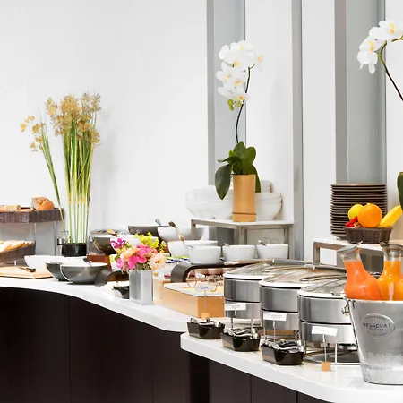 Voco Paris - Porte De By Ihg Clichy