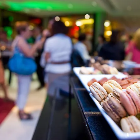 Hotel Voco Paris - Porte De By Ihg 4*