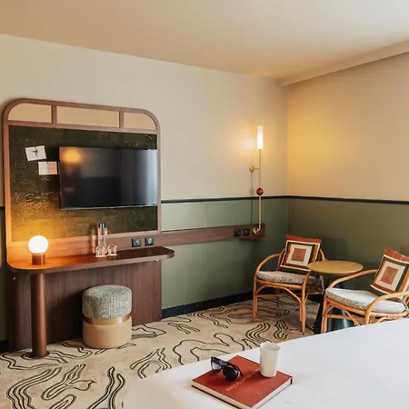 Voco Paris - Porte De By Ihg 4* קלישי