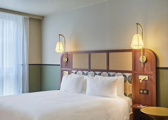 Hotel Voco Paris - Porte De Clichy