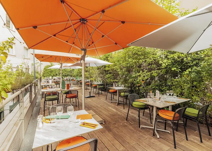 Hotel Voco Paris - Porte De 4*